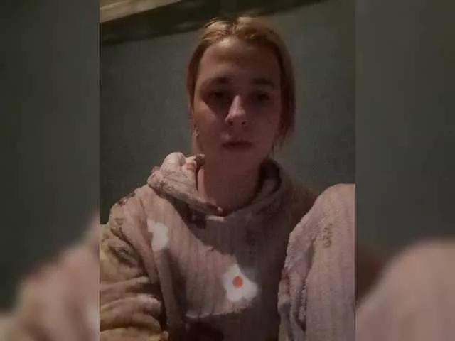 -kisulay- on BongaCams 