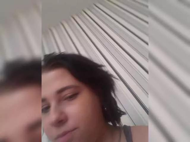-kisulay- on BongaCams 