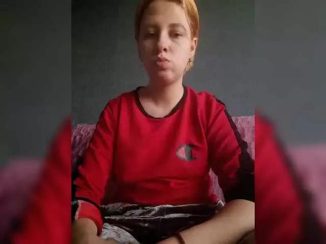-kisulay- on BongaCams 