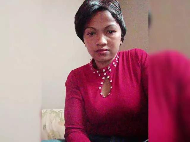 Aijee on BongaCams 