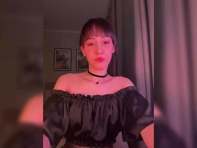 AlinaWey on BongaCams 