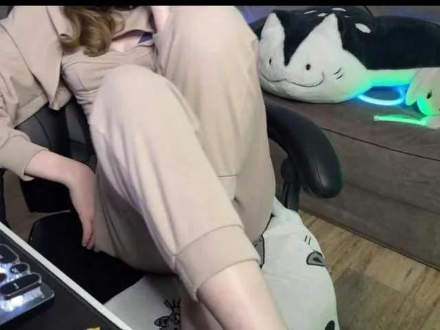 Alisa-Cheshirovna on BongaCams 