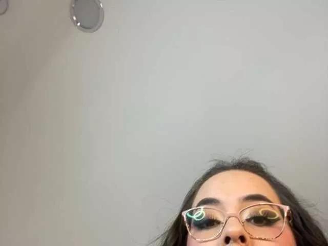 Alyn-Moon on BongaCams 