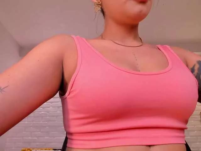 AlyssaDean on BongaCams 