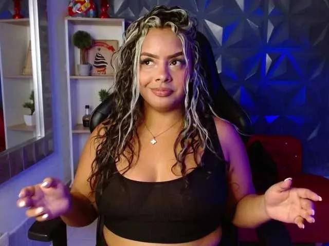 AmarantaRousse on BongaCams 