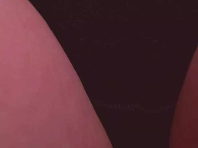 amazingtits-5D on BongaCams 