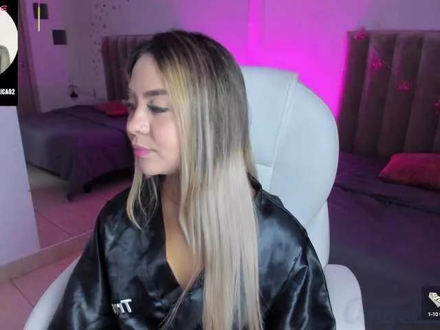 Ambar-Stones1 on BongaCams 