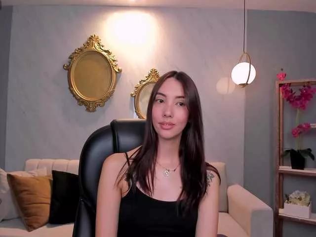 AnaisNin1 on BongaCams 