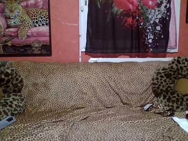 angelique4 on BongaCams 