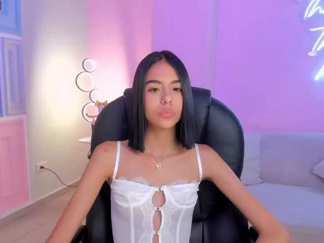 AprilStone1 on BongaCams 
