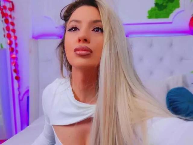 AriannaSins on BongaCams 