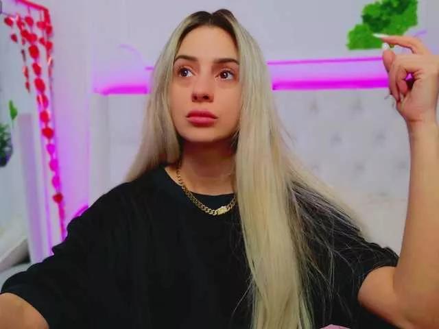 AriannaSins on BongaCams 