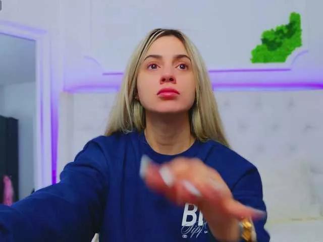 AriannaSins on BongaCams 