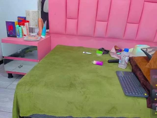 Ashleimoss on BongaCams 
