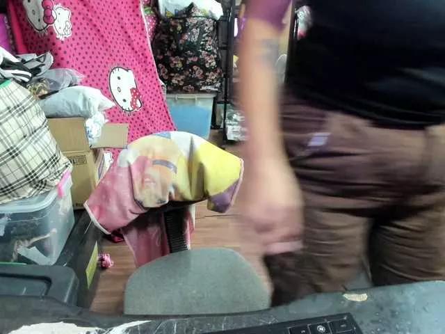 AthenaMoran on BongaCams 