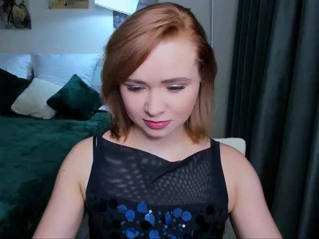 BellaSmitss on BongaCams 