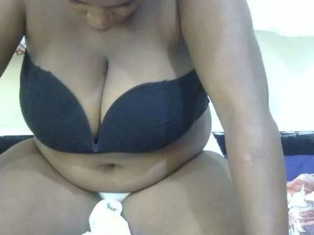 big-tirries on BongaCams 
