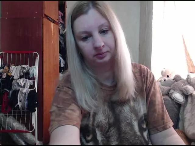 BustyBlondy on BongaCams 