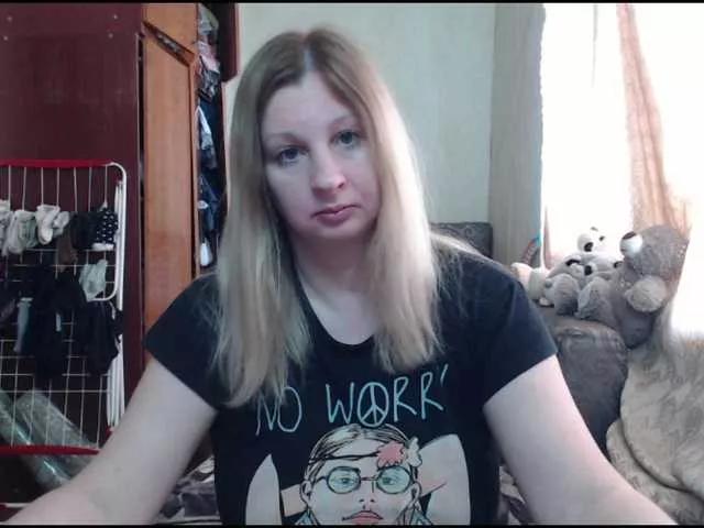 BustyBlondy on BongaCams 