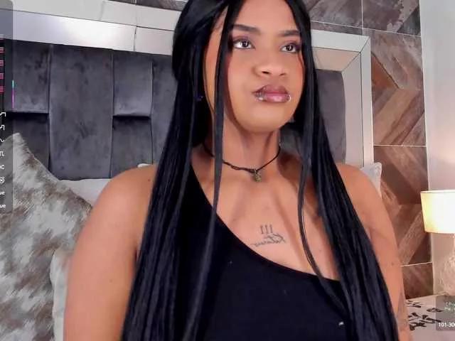 Camilafoox on BongaCams 