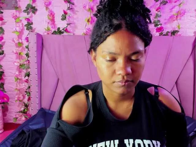 CandyBron on BongaCams 