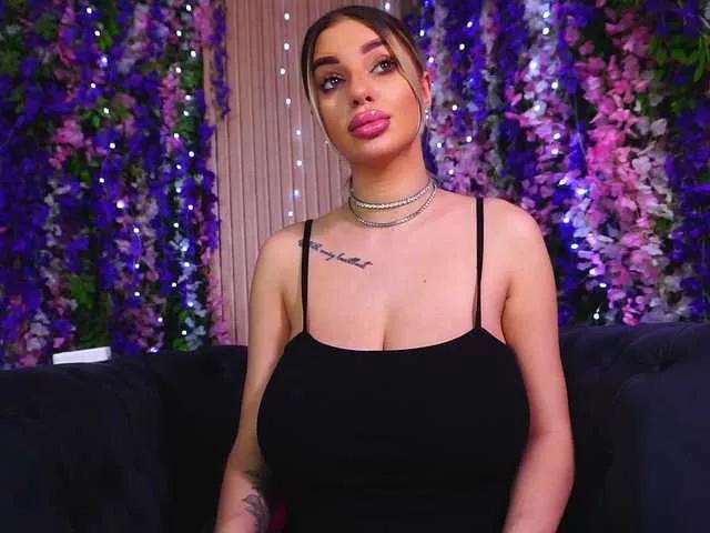 CassieLopez on BongaCams 