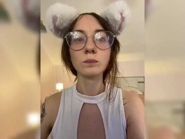 DarkLola on BongaCams 