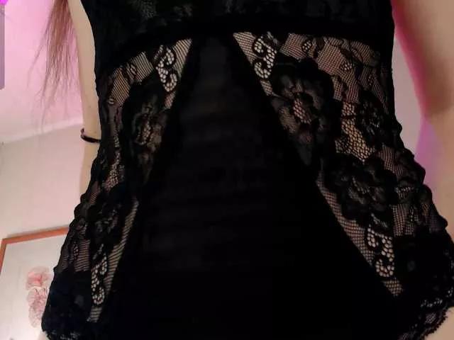 DiaFoxi on BongaCams 