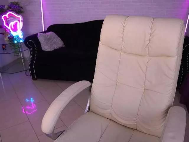 DivaBlack on BongaCams 