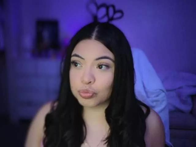 Drizzypeach on BongaCams 