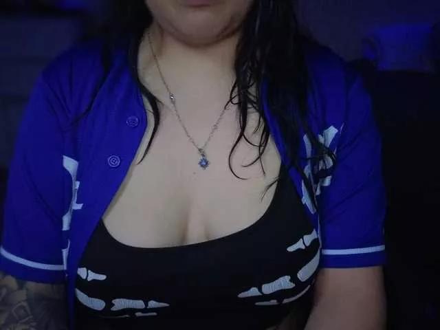 Drizzypeach on BongaCams 