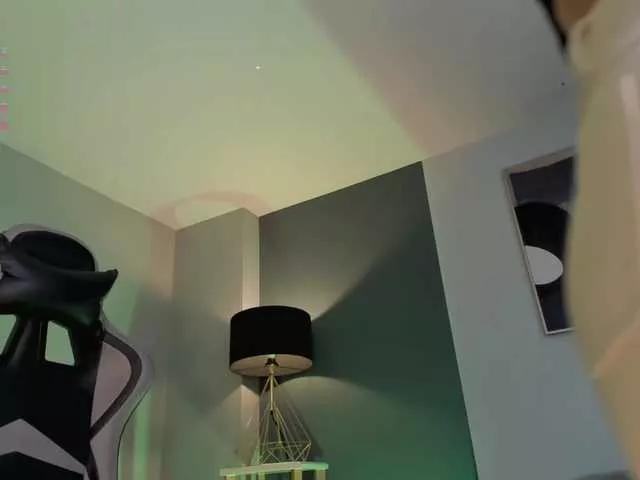 EllaClark on BongaCams 