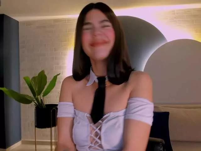 EllieScott on BongaCams 