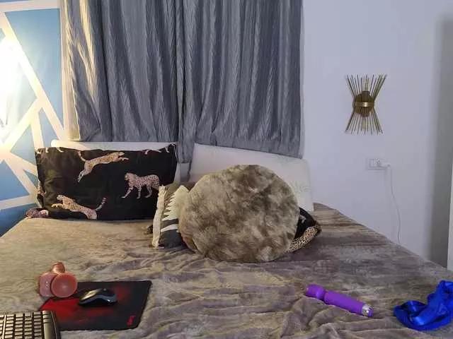 Elsatight on BongaCams 