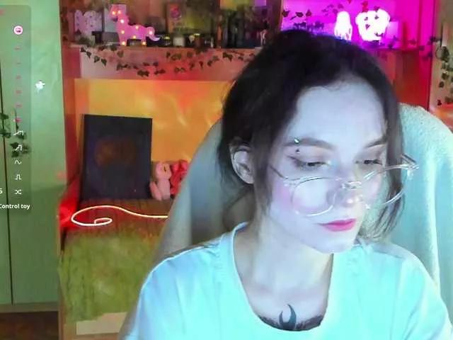 Elven1kiss on BongaCams 