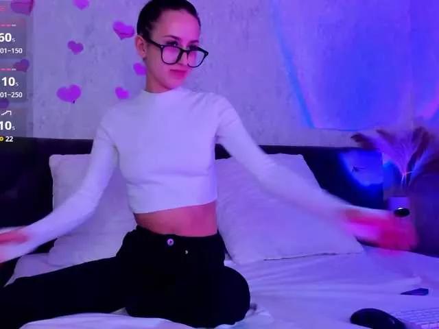 Emilia-Wayne on BongaCams 
