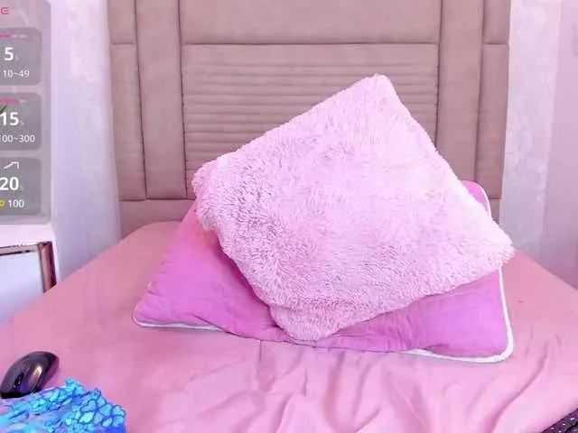 EMMAWIILSON on BongaCams 