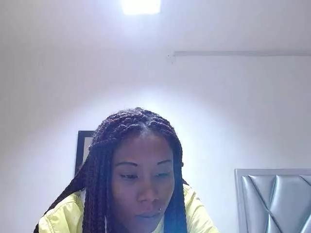 goldenn-ass on BongaCams 