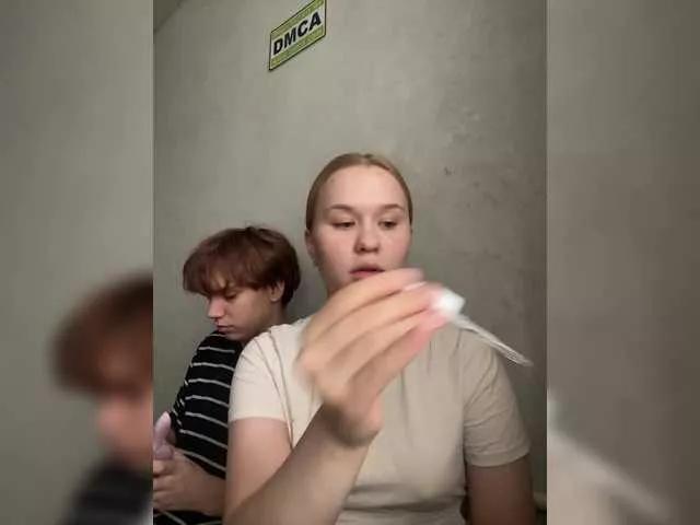 HoneySavage on BongaCams 