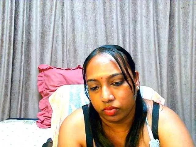 indiandiamon694u on BongaCams 
