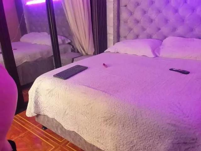 ixy-rouge on BongaCams 
