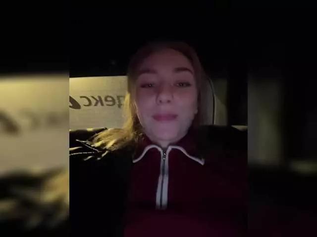 Janchi- on BongaCams 