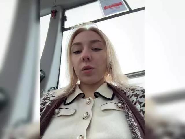 Janchi- on BongaCams 