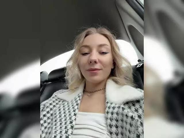 Janchi- on BongaCams 