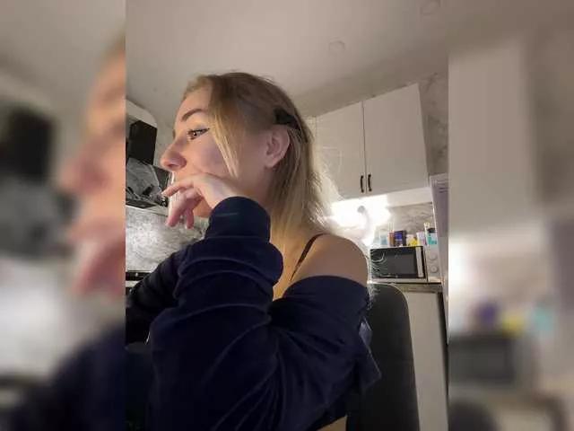 Janchi- on BongaCams 