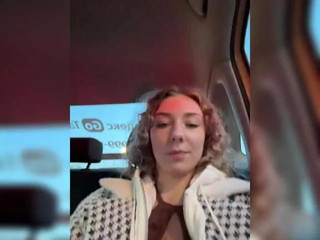 Janchi- on BongaCams 