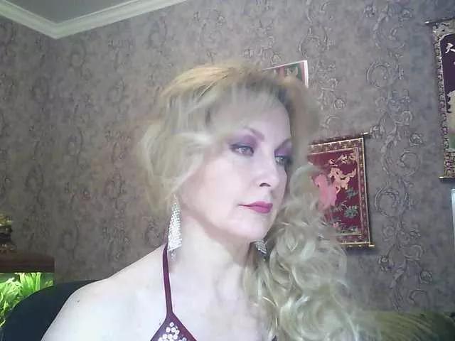 JanessNE on BongaCams 