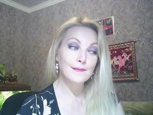 JanessNE on BongaCams 