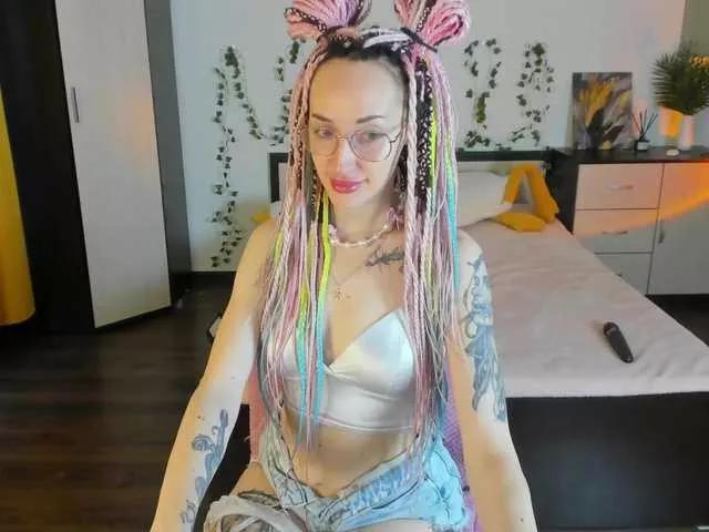 KellyJacksoon on BongaCams 