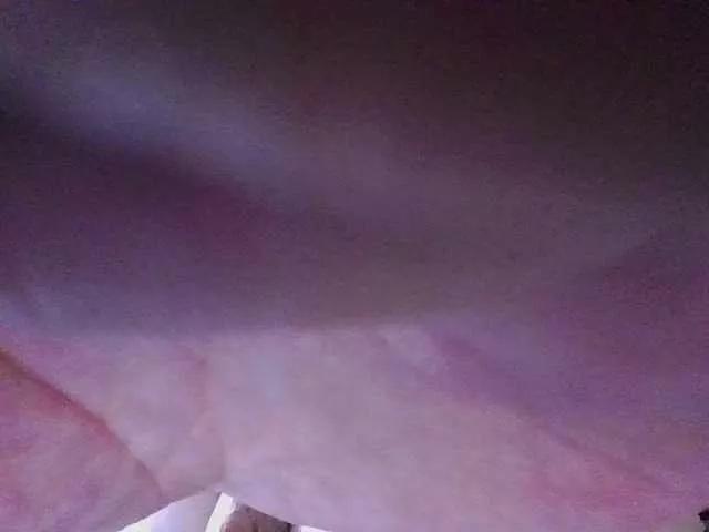 Kris551 on BongaCams 